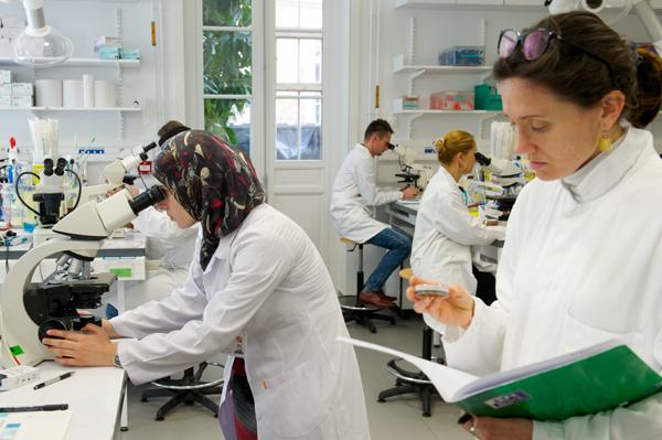 L'enseignement - Institut Pasteur L'enseignement - Institut Pasteur