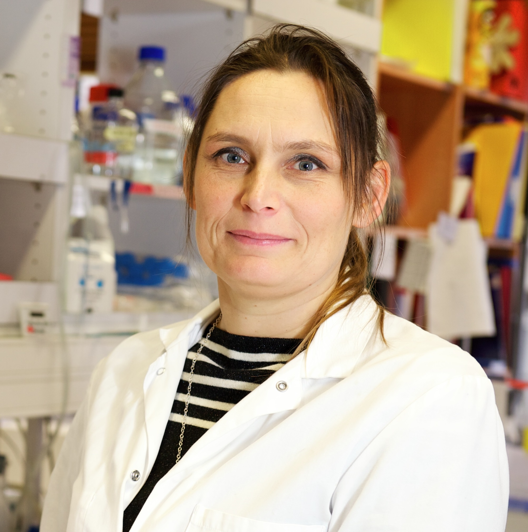 Sandrine Etienne-Manneville - Institut Pasteur Sandrine Etienne-Manneville - Institut Pasteur