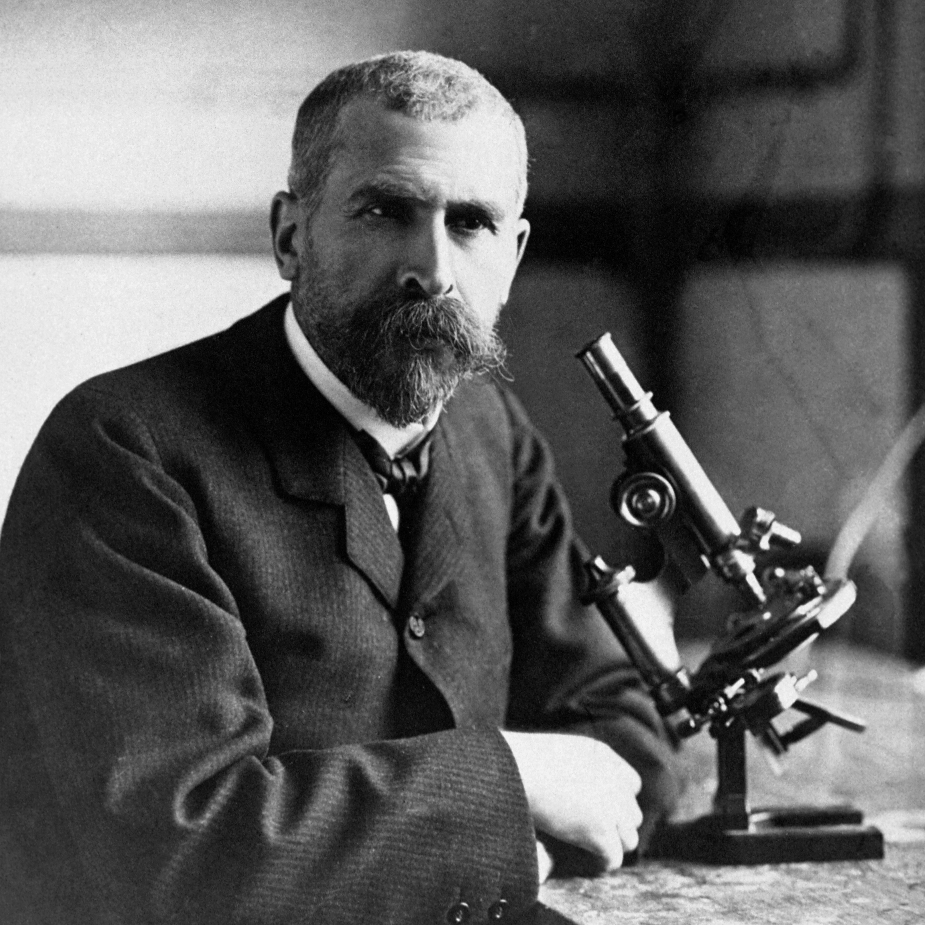 Emile Roux - Institut Pasteur Emile Roux - Institut Pasteur