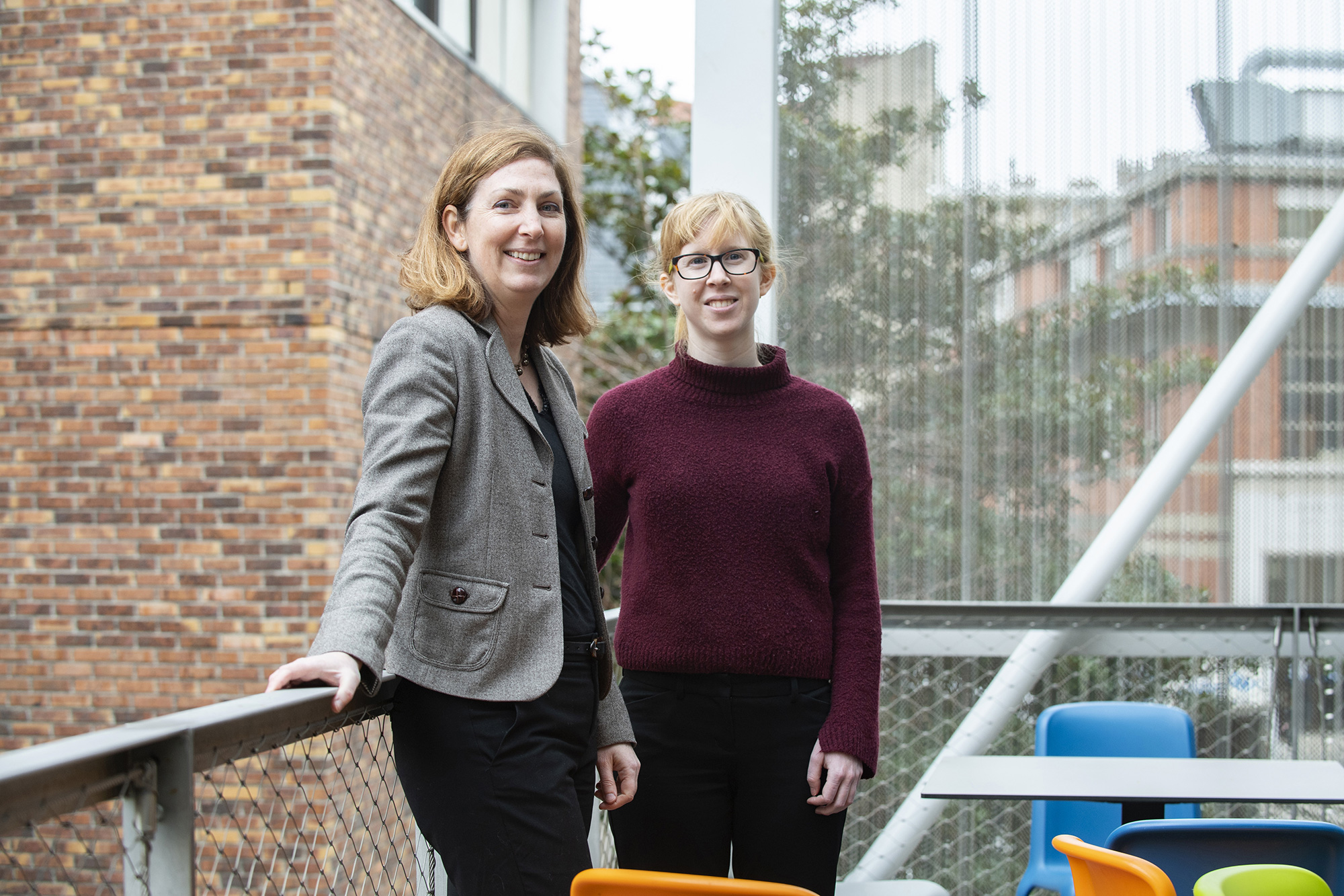 Eileen Farnon and Amber Kunkel, Institut Pasteur OITF Eileen Farnon and Amber Kunkel, Institut Pasteur OITF