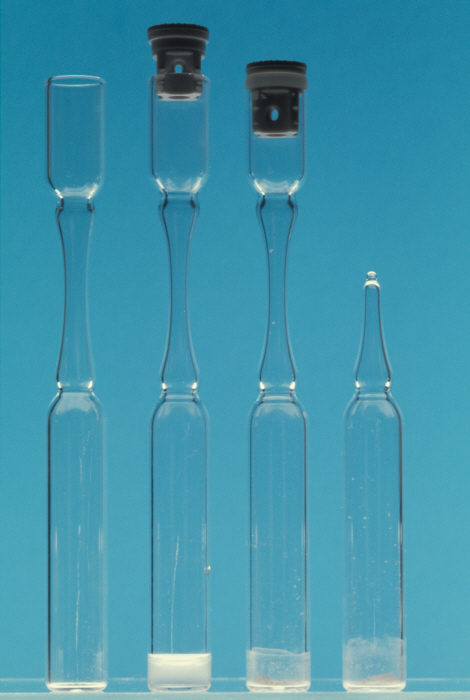 Ampoules de vaccin BCG - Institut Pasteur Ampoules de vaccin BCG - Institut Pasteur