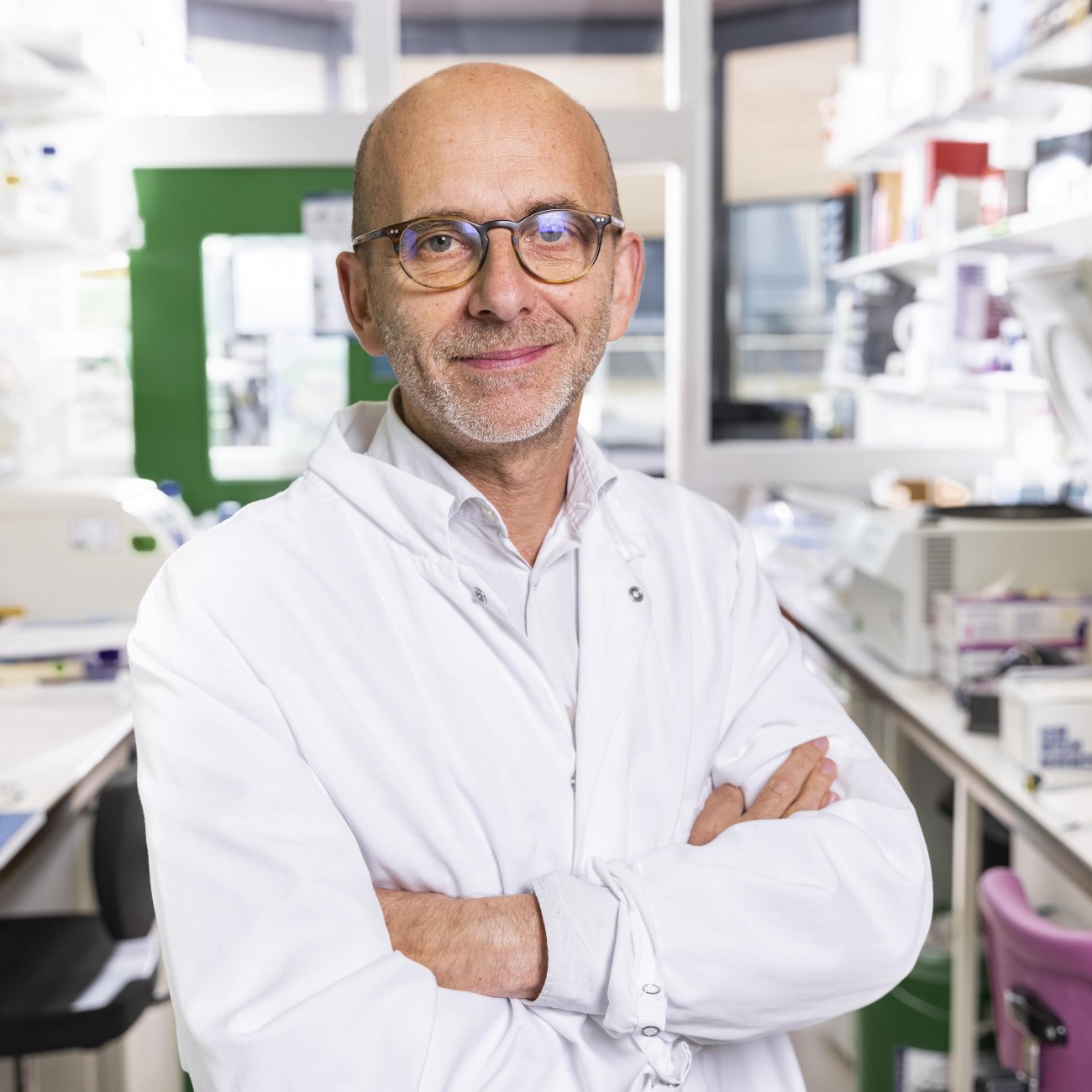 Olivier Schwartz - Institut Pasteur Olivier Schwartz - Institut Pasteur