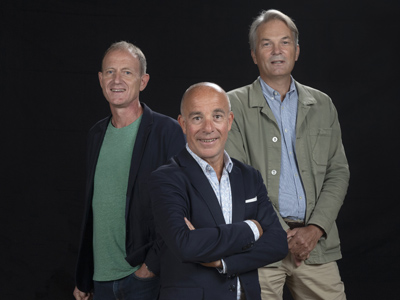 © François Gardy, Institut Pasteur Recherche transversale- H.Bourhy, PM.Lledo et M.Lecuit. Photo de groupe