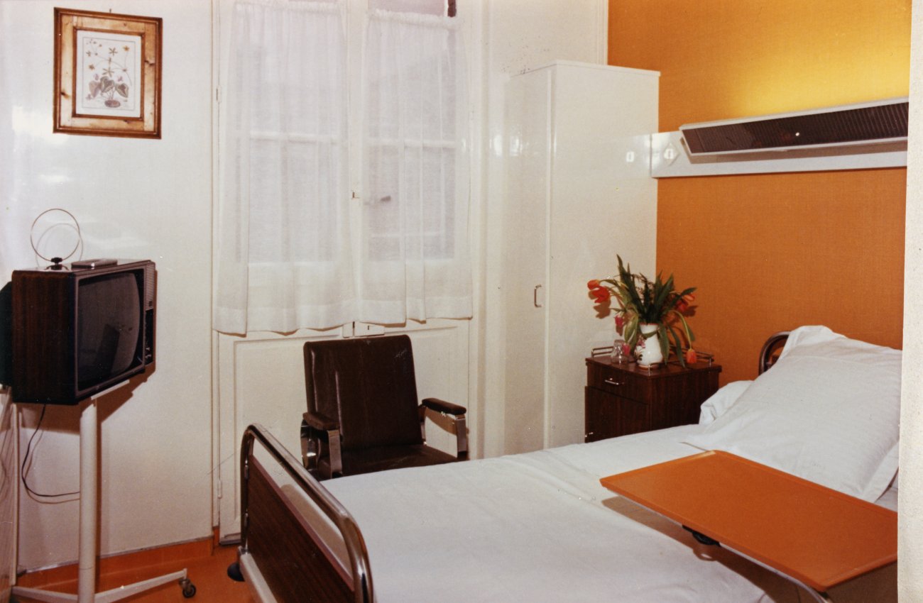 Room at the Pasteur Hospital after 1983. Copyright: Institut Pasteur Room at the Pasteur Hospital after 1983. Copyright: Institut Pasteur