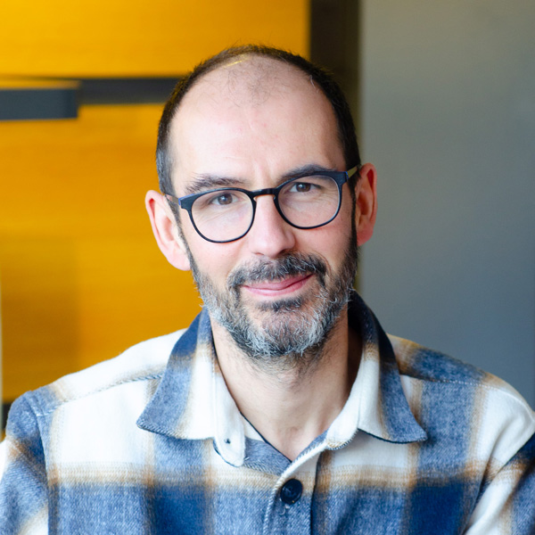 © Institut Pasteur, Valérie ZEITOUN Benoit CHASSAING portrait photographique