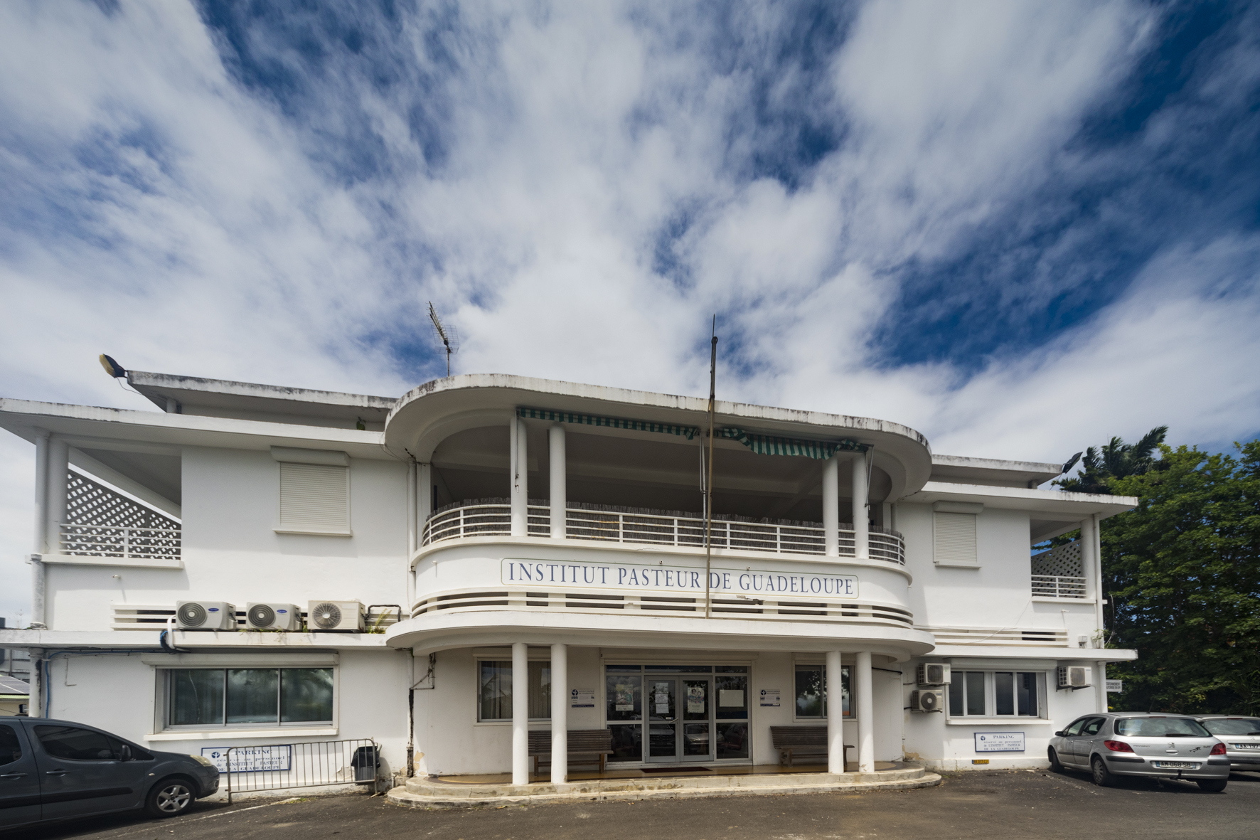 batiment de l'Institut Pasteur de Guadeloupe