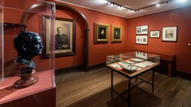 Vernissage de l’exposition "Louis Pasteur et Jean-Jacques Henner, une histoire d’amitié" au musée national Jean-Jacques Henner le 13 décembre 2023.
