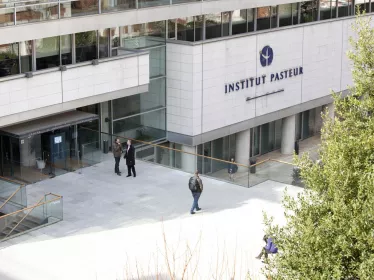 Parvis du CIS - Institut Pasteur