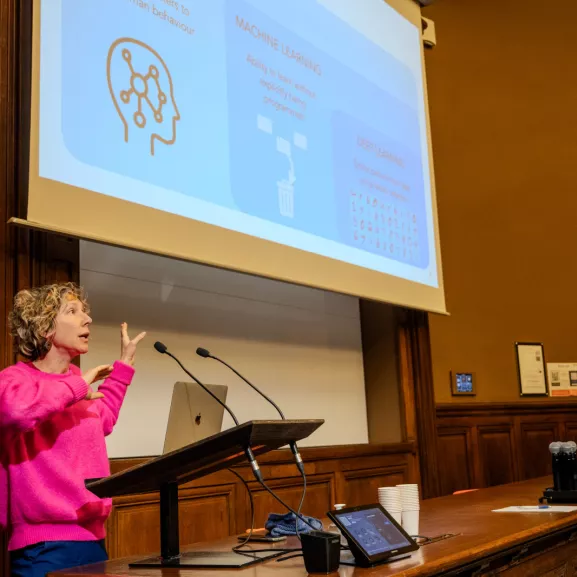 Elodie Laine, Professor in Computational Biology & Artificial Intelligence, Sorbonne Université. Artificial Intelligence for Life Sciences Theoretical Workshop for Pasteur PhD students.