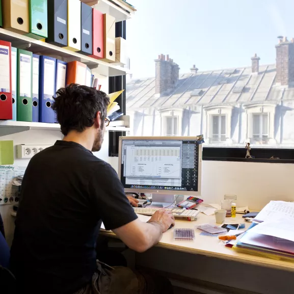 bureau bâtiment François Jacob 