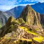 Photographie, vue panoramique matinale de la ville inca sacrée cachée de Machu Picchu, Aguas Calientes, Cusco Pérou - Patrimoine mondial de l'UNESCO