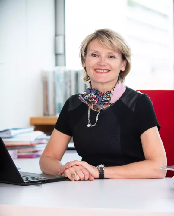 Françoise Perriolat - Directrice financière à l'Institut Pasteur.