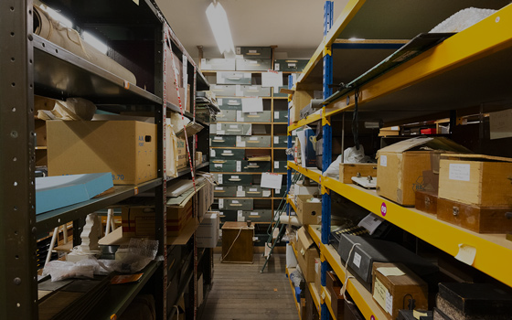 © François Gardy, Institut Pasteur Cartons lors du déménagement du Musée Pasteur