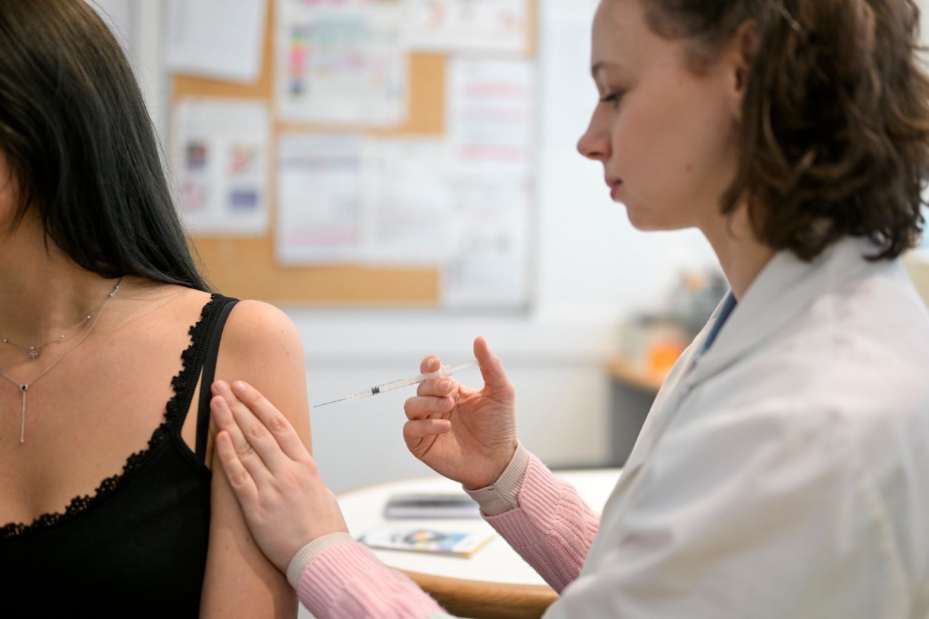 Consultation au Centre médical de l'Institut Pasteur (CMIP).