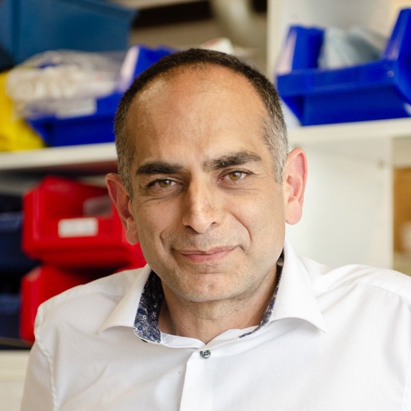 © Institut Pasteur, Valérie ZEITOUN Photo Portrait Philippe Bousso