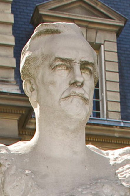 Buste de Louis Pasteur, 25 rue du Docteur Roux à Paris