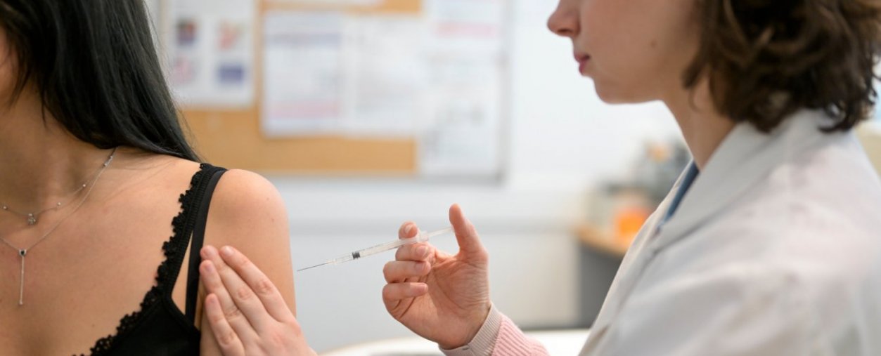 Consultation au Centre médical de l'Institut Pasteur (CMIP).