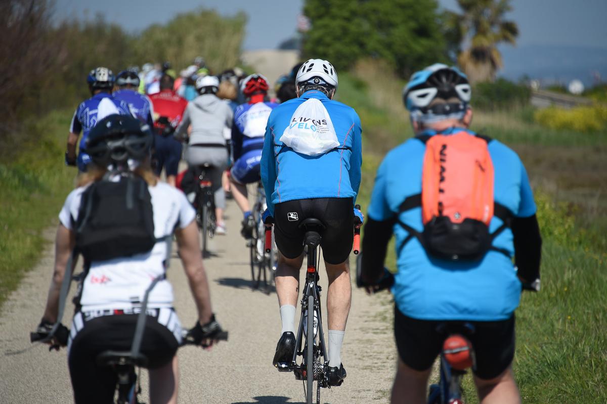 Ag2r La Mondiale Donne Le Depart De L Operation Vivons Velo Pour L Institut Pasteur Institut Pasteur