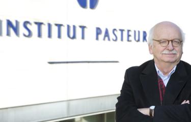 Erik Orsenna devient ambassadeur de l’Institut Pasteur et du Réseau international des Instituts Pasteur 